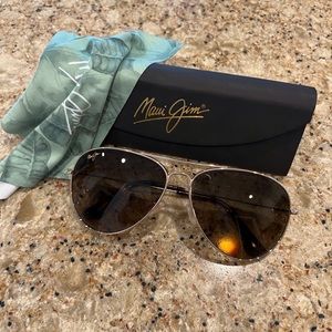 Maui Jim Aviator Polarized Sunglasses with Case